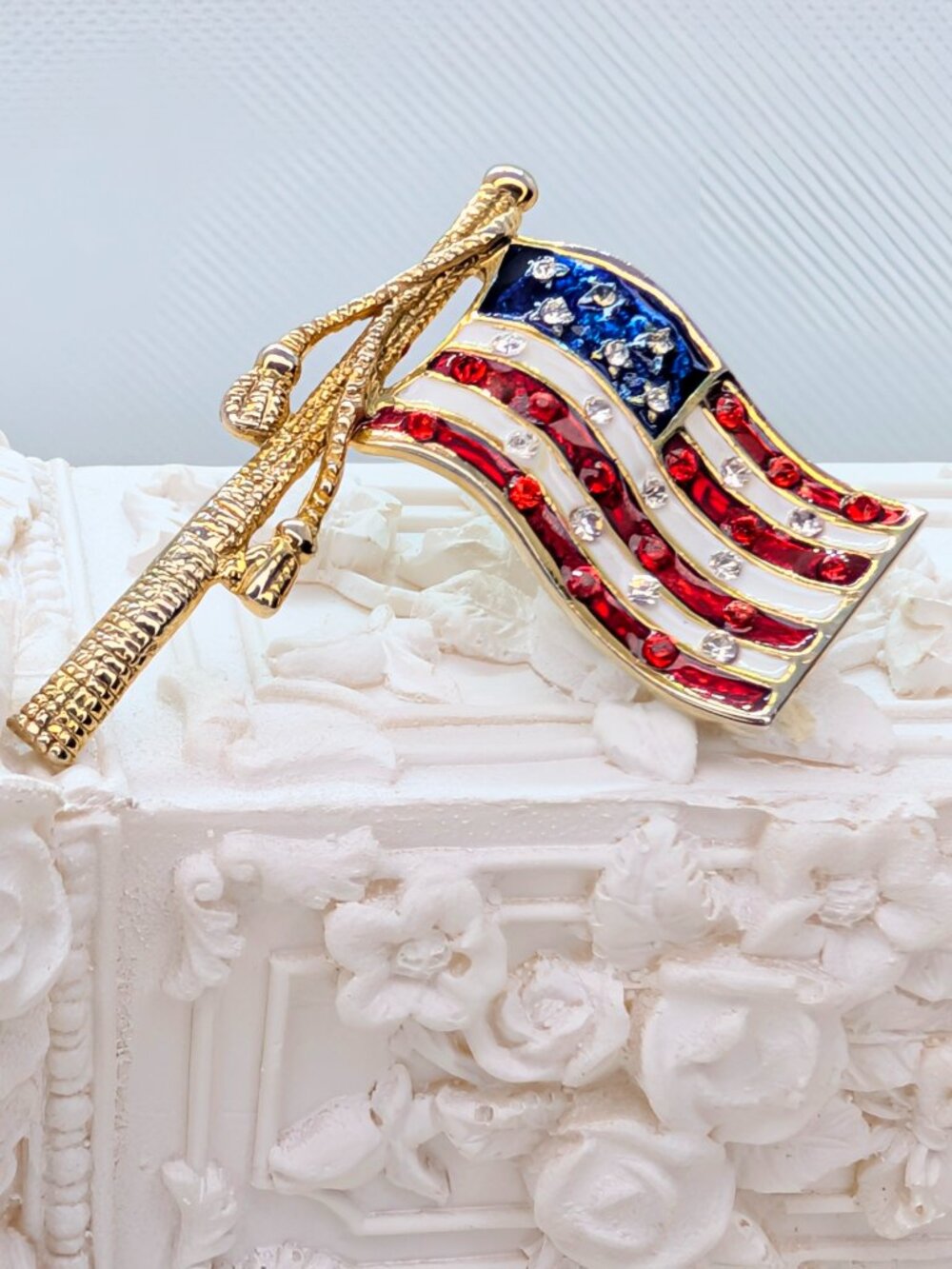 NEW Patriotic American Flag Put 'Em Pin